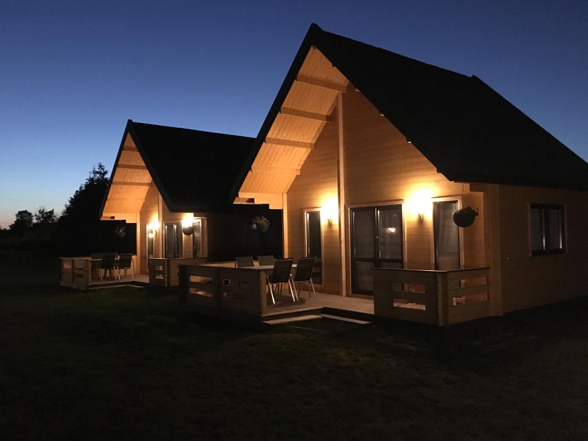 Lebskie Chatki Leba Exterior photo